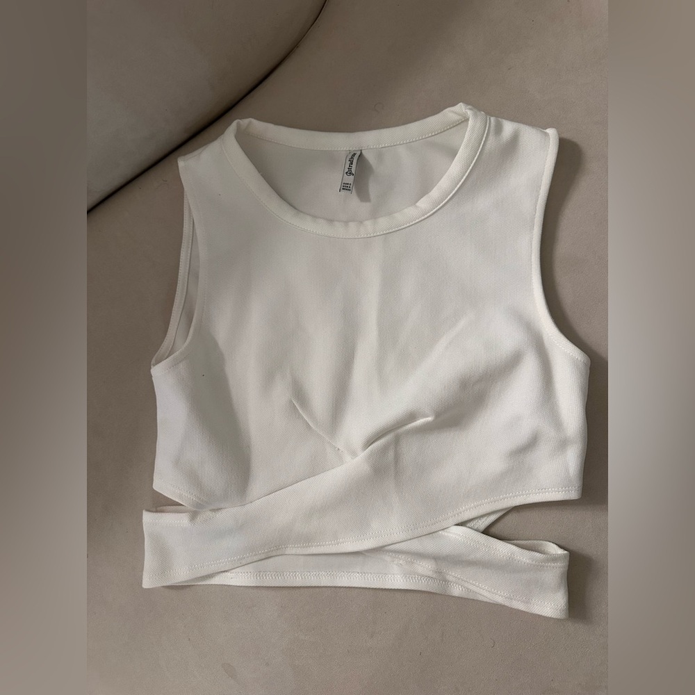 Stradivarius Crop Top-size small
